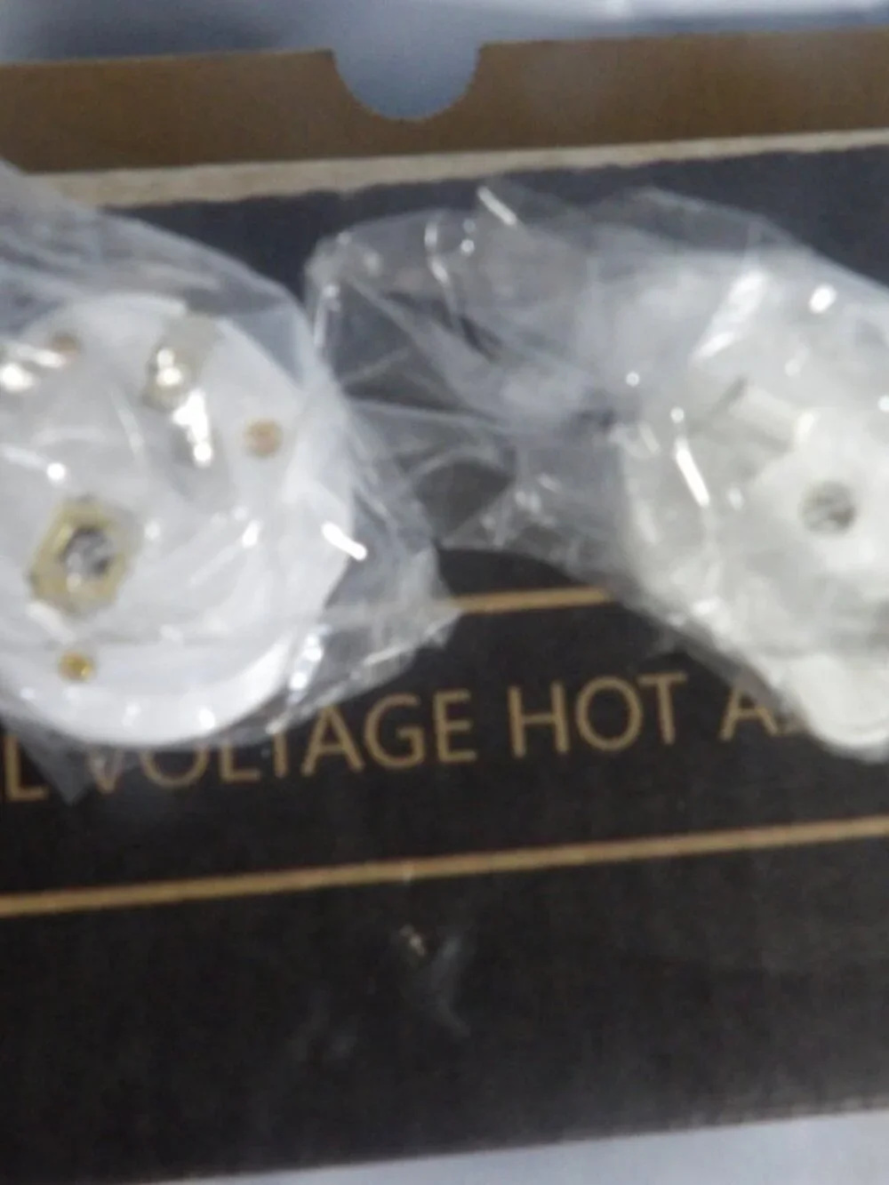 ANGILAIA Hot Air Brush - Dual Voltage - 120-240 Volt- 700 WATTS
